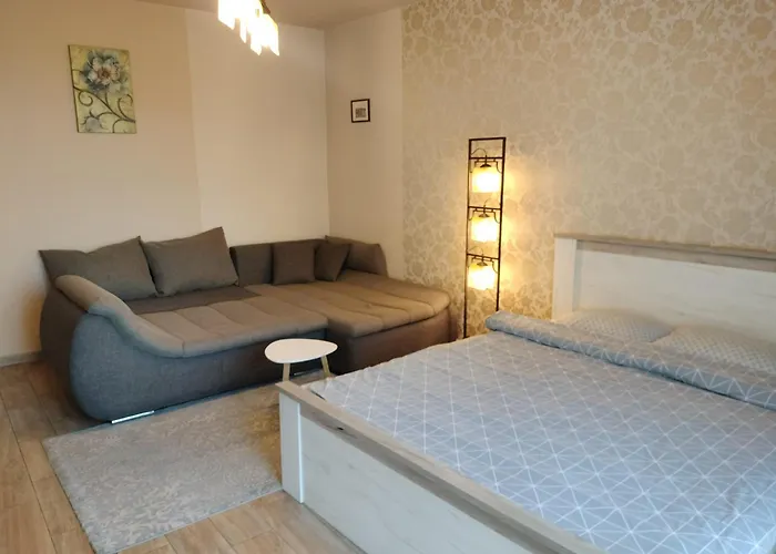 In Mihai Viteazu Square Apartament