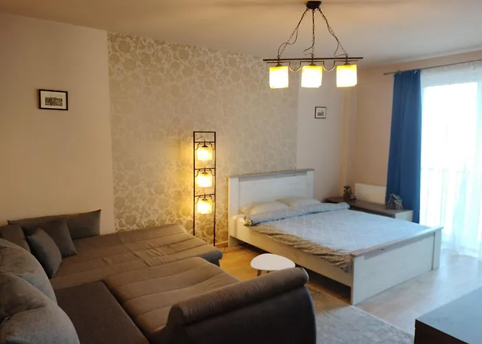 Apartament In Mihai Viteazu Square *